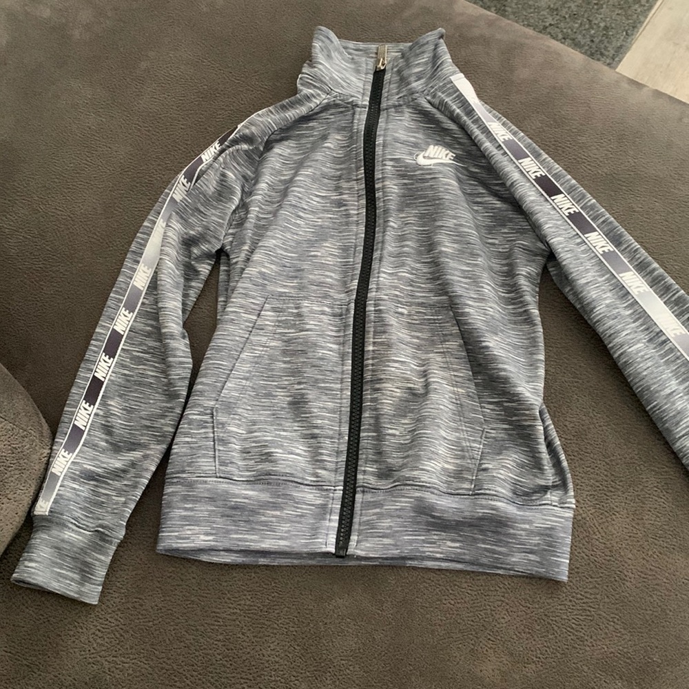Boys size medium Nike jacket